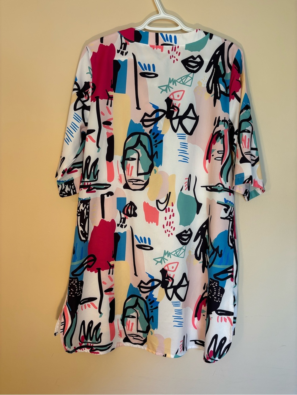 Abstract Face Print High-Low Button-Front Dress - White/Multi - Picture 2 of 7